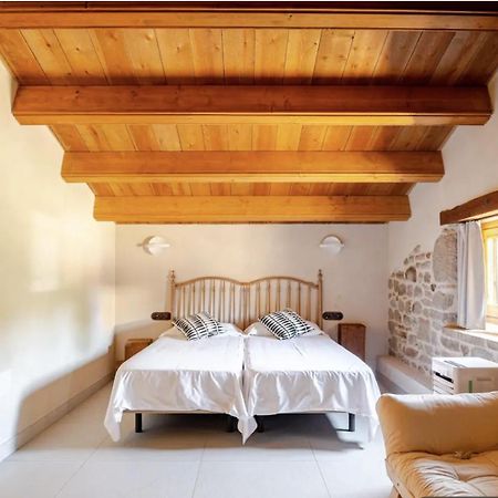 La Torreta D'Olius Villa Dış mekan fotoğraf